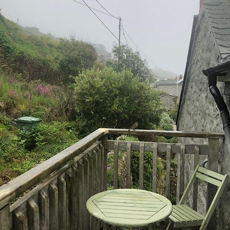 Amazing Seaside Loft Apartment With Sea Views . 세넨 코브 외부 사진