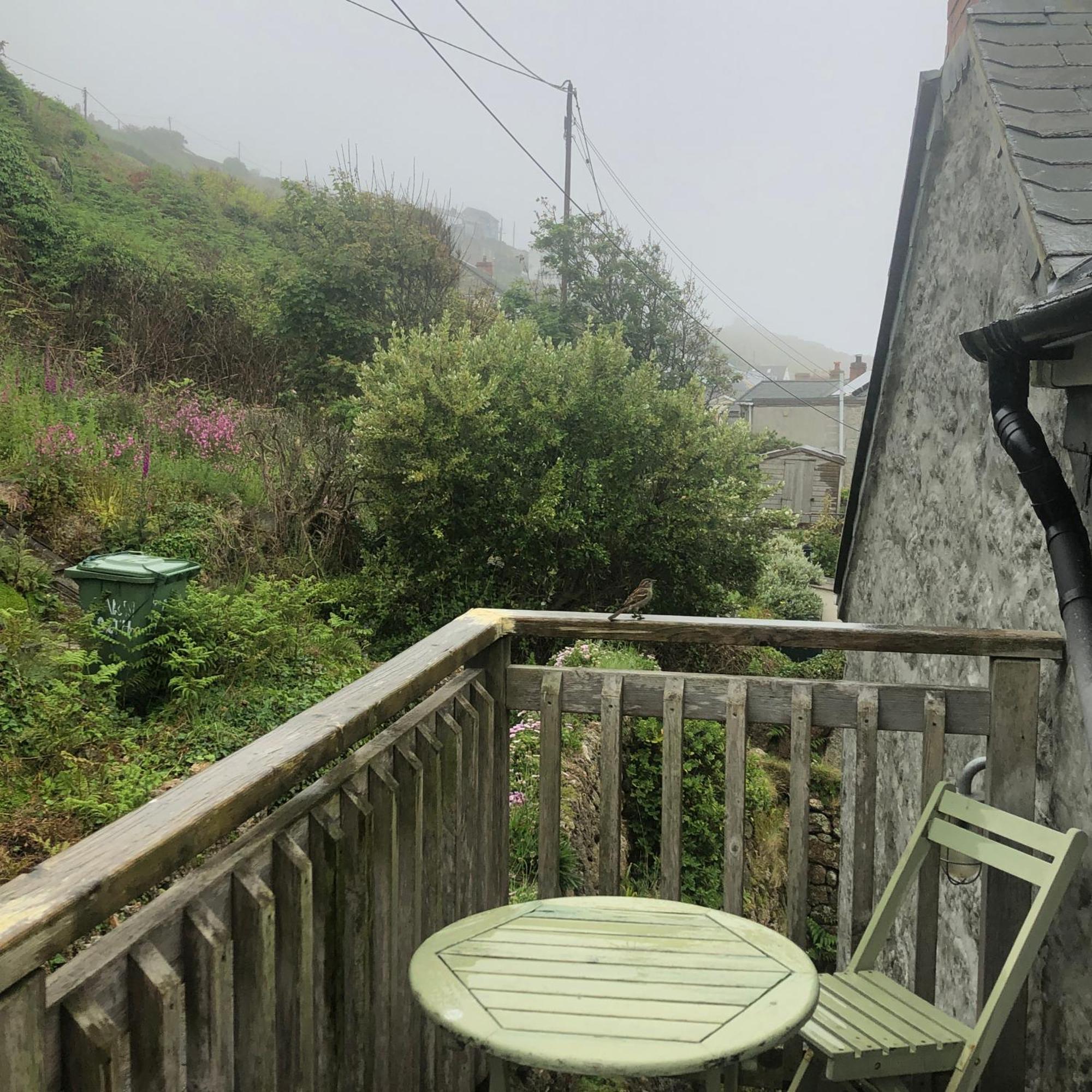 Amazing Seaside Loft Apartment With Sea Views . 세넨 코브 외부 사진
