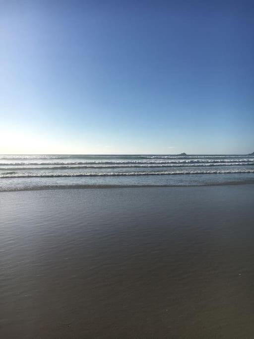 Amazing Seaside Loft Apartment With Sea Views . 세넨 코브 외부 사진